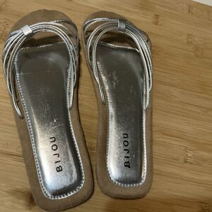 Womens Silver slide Bijou Sandals Shoes Size 8W New In Bag